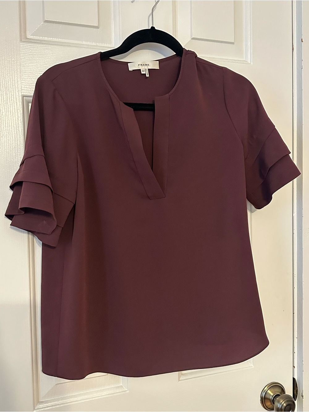 Frame Short Sleeve V-Neck Blouse